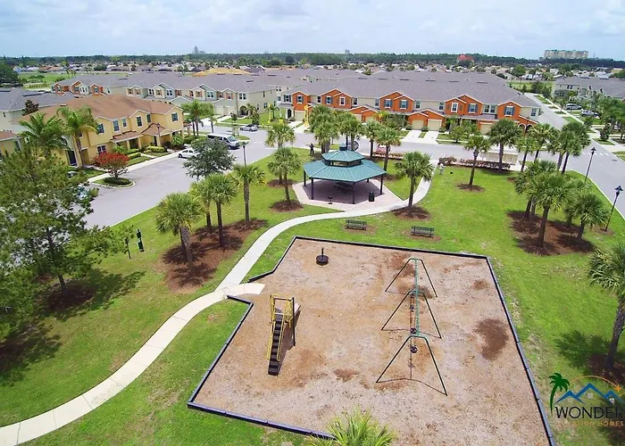 Four Bedrooms Townhome 5126