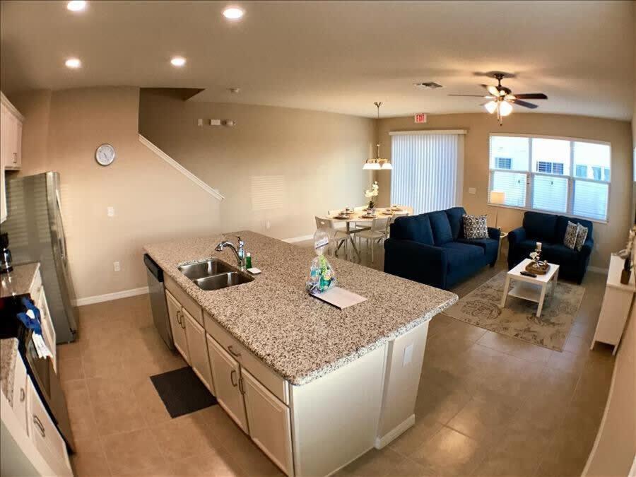 Four Bedrooms Townhome 5126 Casa vacanze